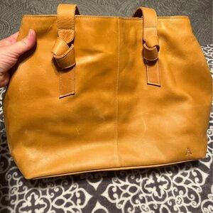ABLE LEATHER UTILITY TOTE